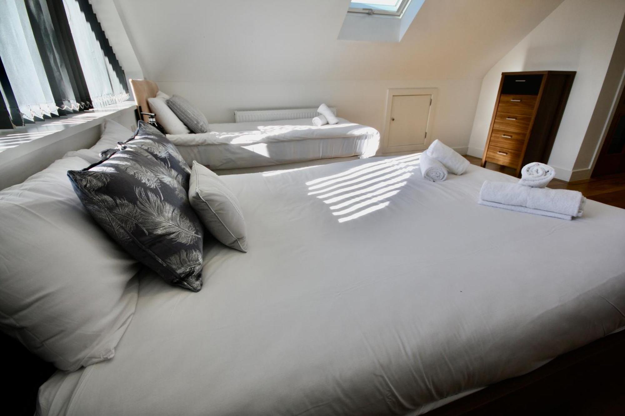 Four Corners Holiday Home Hot Tub & Sauna ファーンダウン エクステリア 写真